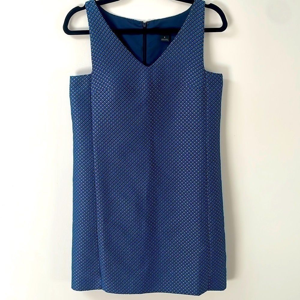 NWOT Club Monaco Blue white Dotted Jacquard Shift Dress sleeveless v neck SZ 0